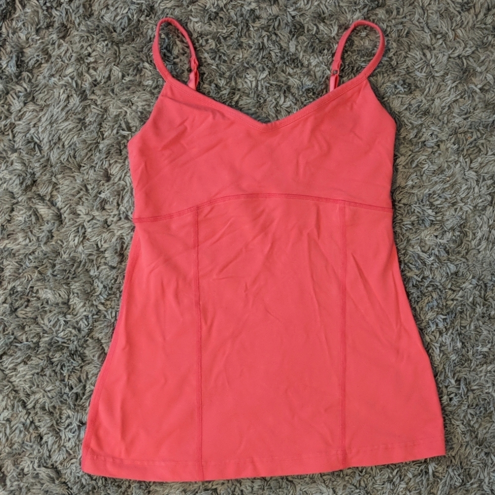 Lululemon Top with Adjustable Back Size 6